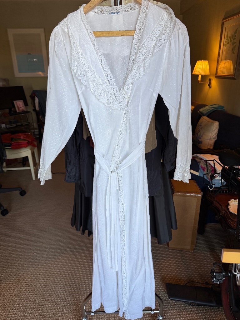 Vintage 80's D. Porthault White Swiss Dot Lace Cotton Robe